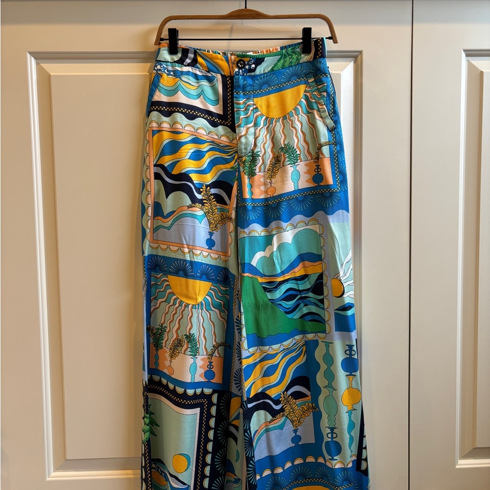 Maeve by size 4 Anthropologie Blue and Green Patterned pants